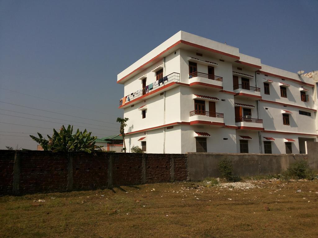 Suma Guest House Bodh Gaya Ngoại thất bức ảnh